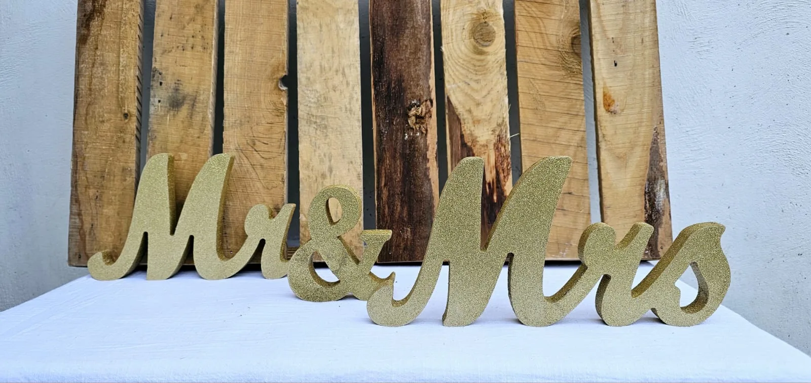 MR & MRS Or